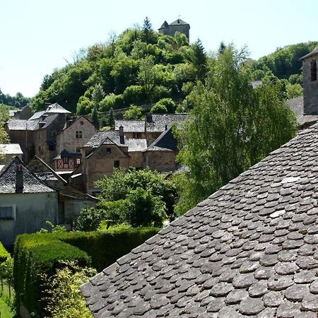 Logis Hotel Restaurant L'Auberge Du Chateau Muret-le-Château Exterior foto